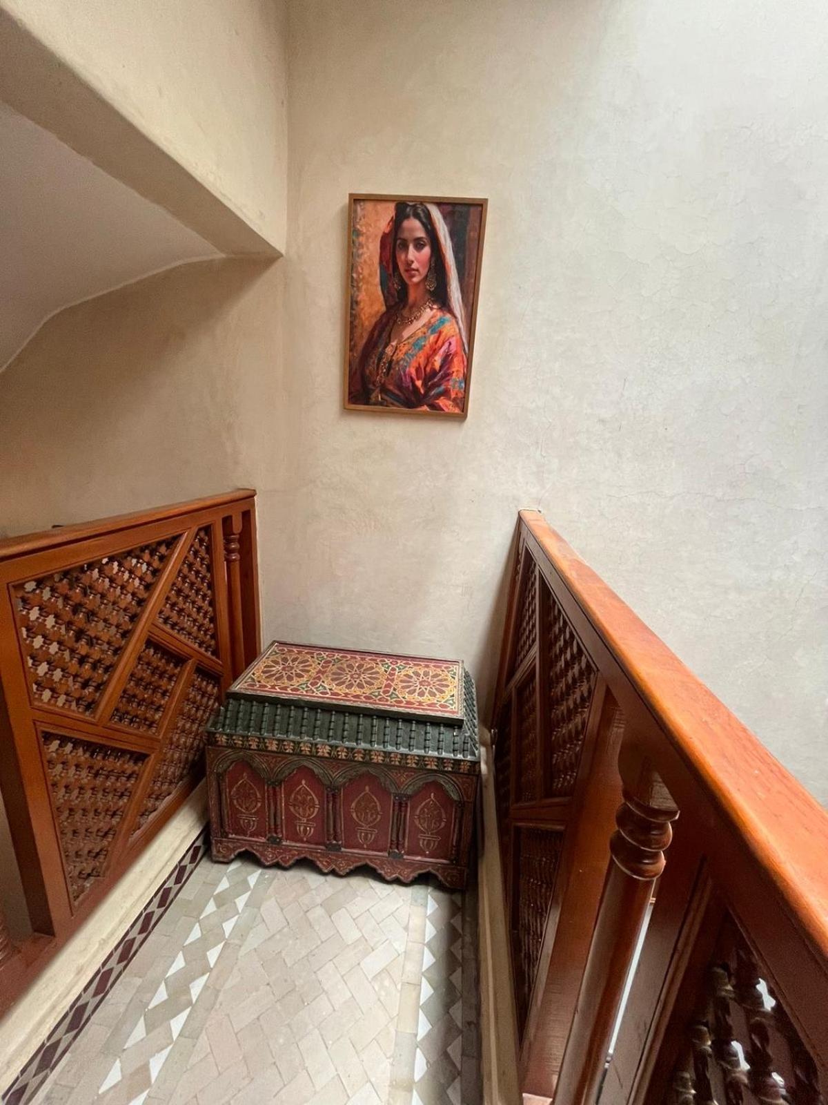 Riad Amazing Amazigh Avec Jacuzzi Petit Dejeuner Compris Avec Aussi Chambres Familiales Pres De La Place Jemaa El Fna Μαρακές Εξωτερικό φωτογραφία