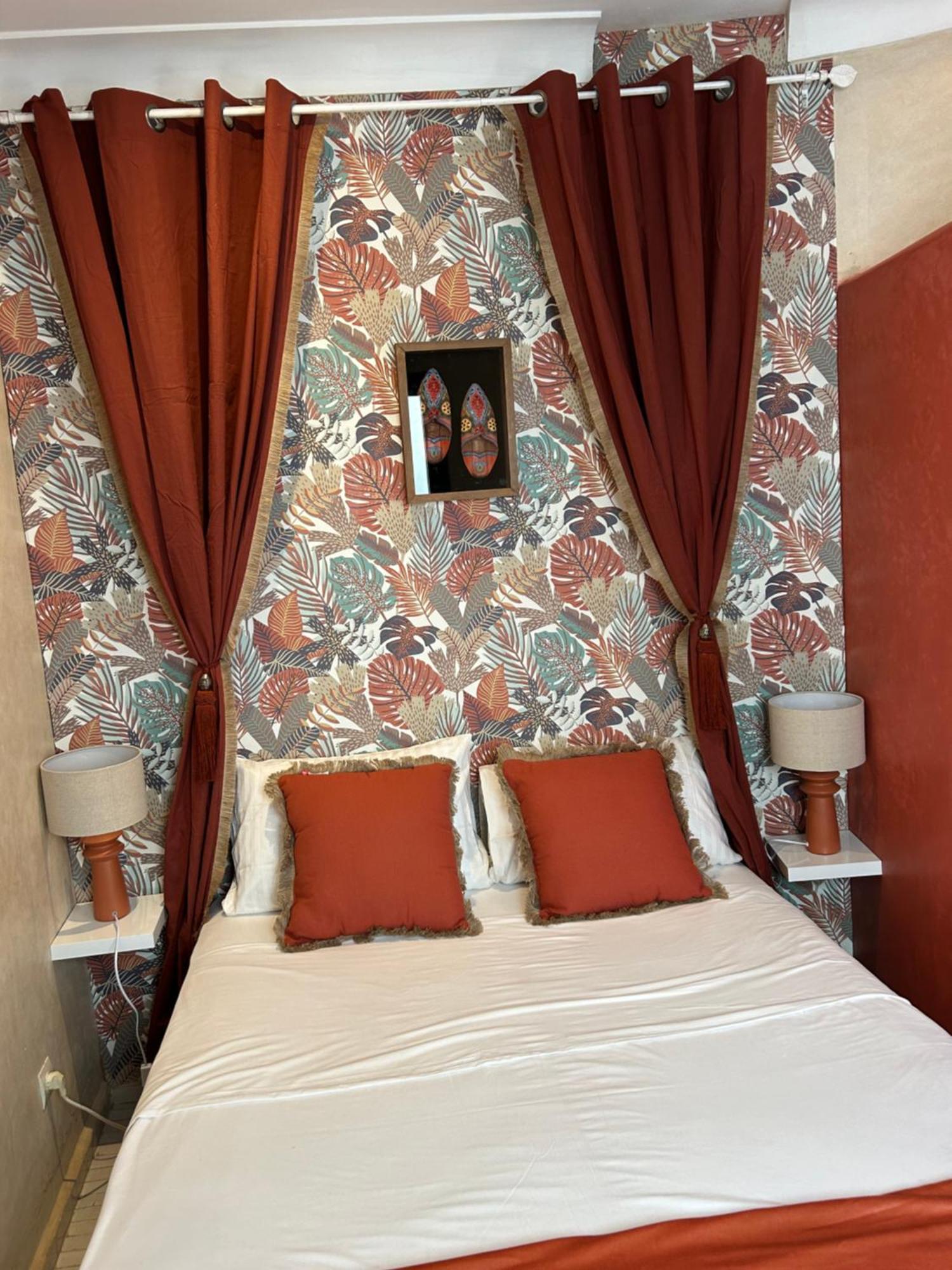 Riad Amazing Amazigh Avec Jacuzzi Petit Dejeuner Compris Avec Aussi Chambres Familiales Pres De La Place Jemaa El Fna Μαρακές Εξωτερικό φωτογραφία