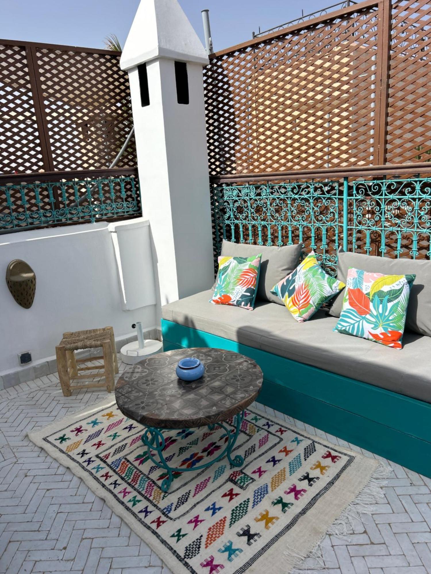 Riad Amazing Amazigh Avec Jacuzzi Petit Dejeuner Compris Avec Aussi Chambres Familiales Pres De La Place Jemaa El Fna Μαρακές Εξωτερικό φωτογραφία